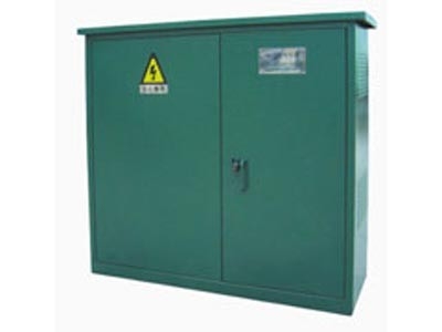 Three phase pad-mounted transformer